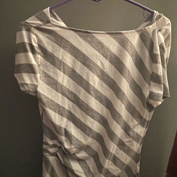 New York & Company Women’s Gray Stripped Summer Shirt Size Small - Picture 2 of 6